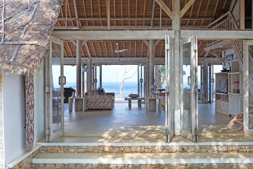 Villa Lumba Lumba - Oceanfront&Spectacular View! Lembongan Exterior foto
