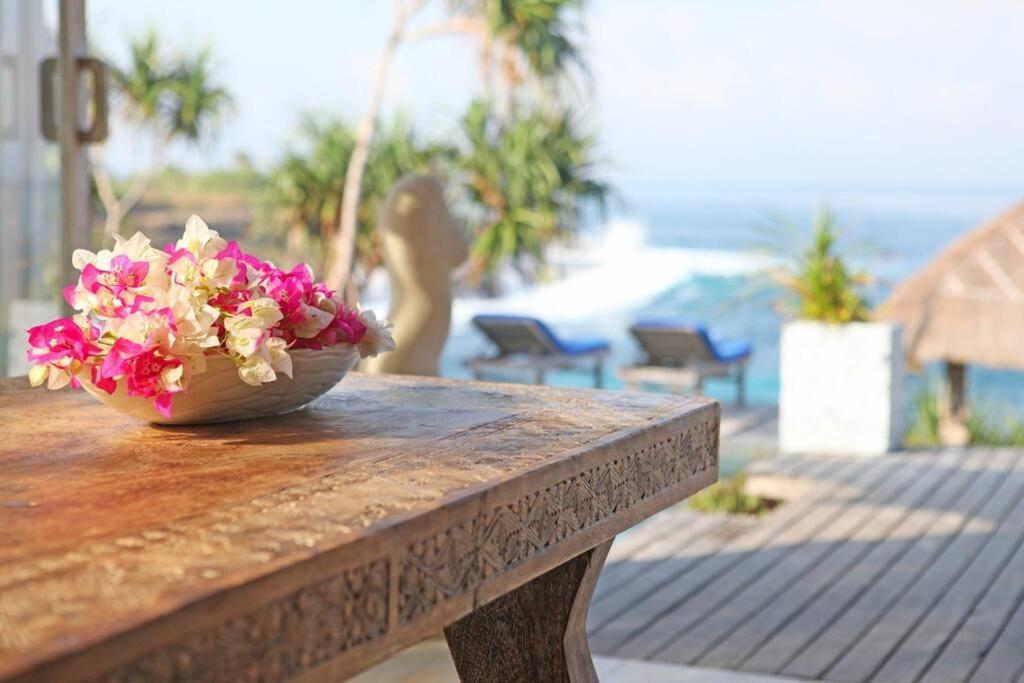 Villa Lumba Lumba - Oceanfront&Spectacular View! Lembongan Exterior foto